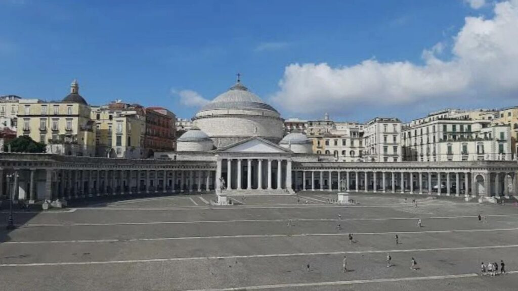 piazza plebiscito